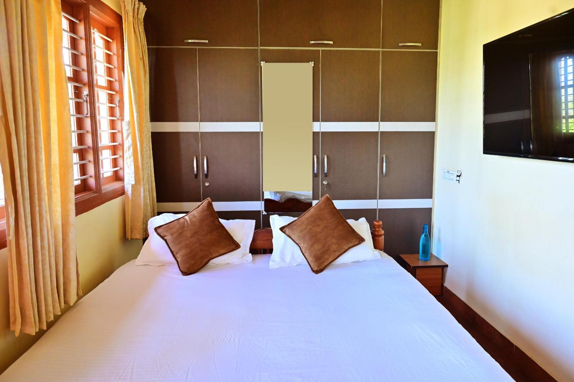 Hulihara Homestay - Full Villa, Coffee Estate & Balcony View 瑟格莱什布尔 外观 照片