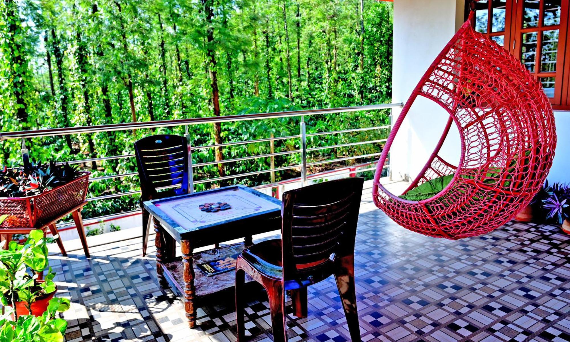 Hulihara Homestay - Full Villa, Coffee Estate & Balcony View 瑟格莱什布尔 外观 照片